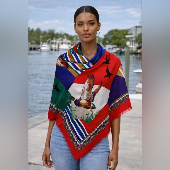 Colorful Loon Scarf - Picture 5 of 11